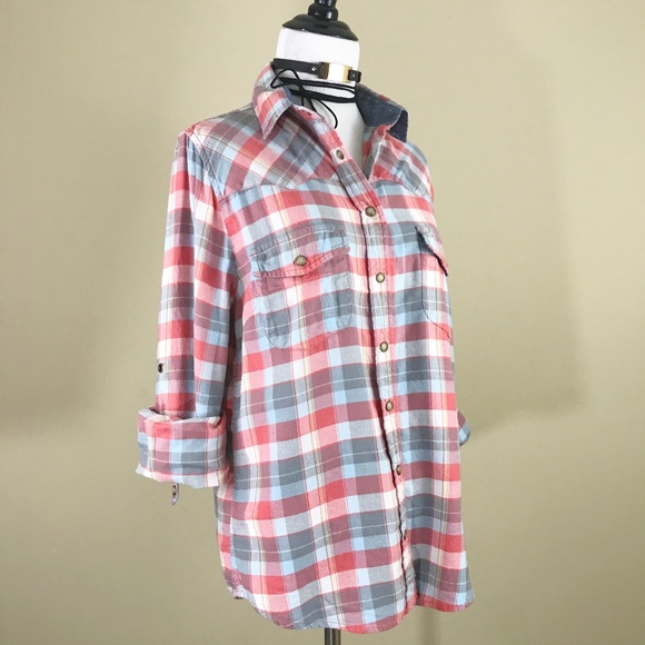 JACHS GIRLFRIEND Plaid Pink button front Flannel - Picture 5 of 8